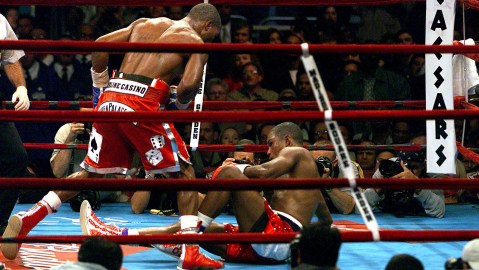 29 Sept. 2001: Bernard Hopkins noquea a Felix Trinidad