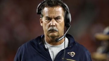 Jeff Fisher, entrenador en jefe de los Rams, recibirá una extensión de contrato a pesar de una seguidilla de temporadas perdedoras con el equipo.