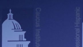 Mayoría de latinos piensan votar a Hillary Clinton.