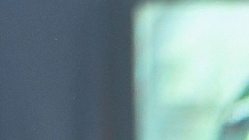 El quarterback Case Keenum (17) empieza la celebración al consumarse los últimos segundos del partido que los Rams le ganaron 9-3 a los Seahawks de Seattle en el Memorial Coliseum, en el regreso de la NFL a Los Ángeles.