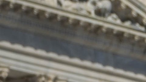 El senador Ricardo Lara de Bell Gardens, patrocinador de SB 562, redactó la iniciativa en conjunto con la senadora Toni Atkins de San Diego.