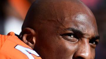 Aún se desconoce si la NFL o los Broncos castigarán al esquinero por declaraciones falsas.