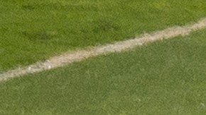 Una de las grandes virtudes del Club América es que nunca se rinde, siempre cree que puede ganar, y eso es lo que lo ha hecho un equipo grande por tanto tiempo. En la imagen, el remate del portero Moisés Muñoz en camino al más emocionante campeonato del equipo.