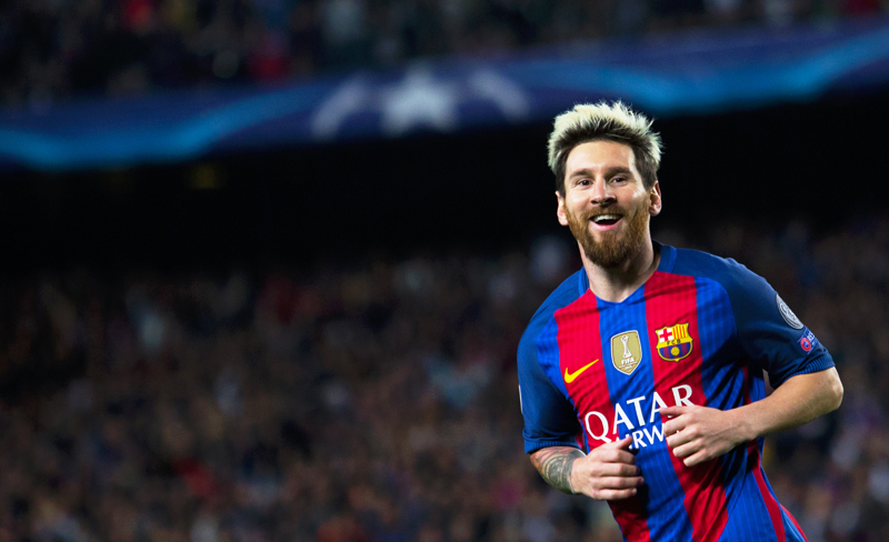 Lionel Messi hizo un triplete en el triunfo de Barcelona 4-0 sobre Manchester City.
