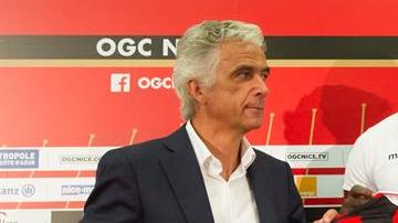 Mario Balotelli es presentado con Niza