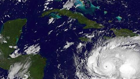 Sigue su ruta en el Caribe.