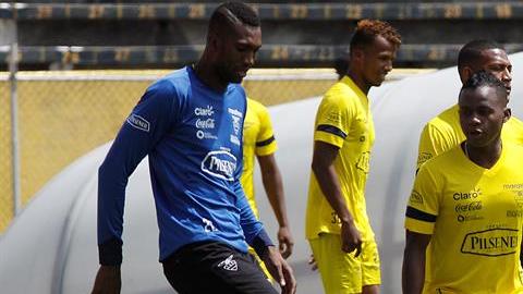Luego de tres derrotas al hilo, la selección de Ecuador buscar recomponer ante Chile.