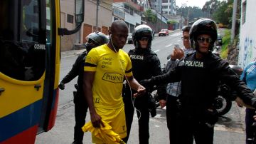 Enner Valencia, jugador del Everton inglés debe manutención de su hija que vive en Guayaquil.