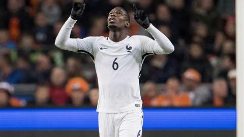 Paul Pogba silenció a la Arena Amsterdam.