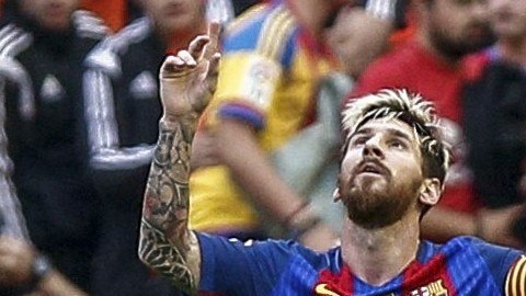 Messi y Suárez le anotaron al Valencia.