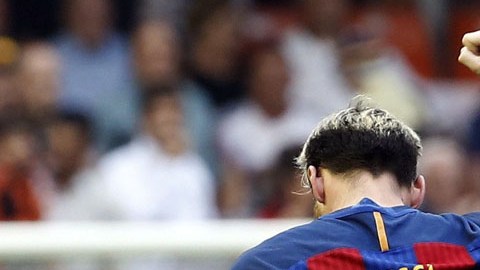 Messi arremete contra aficion de Valencia