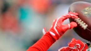 La defensa de los Giants estuvo implacable con los Rams en el estadio Twickenham de Londres.