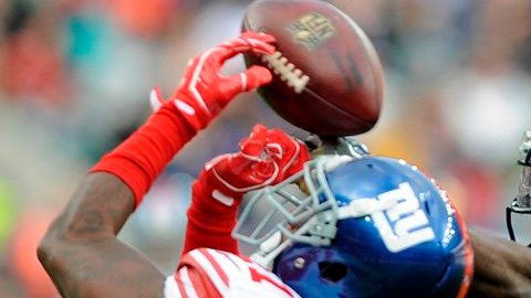 La defensa de los Giants estuvo implacable con los Rams en el estadio Twickenham de Londres.