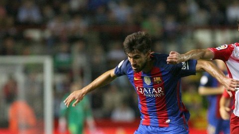 El fútbol español no está contaminado de corrupción, dice uno de sus directivos.