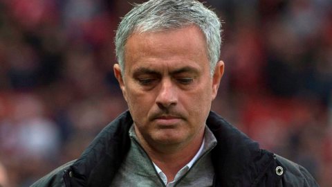José Mourinho sigue dando de qué hablar con el Manchester United.