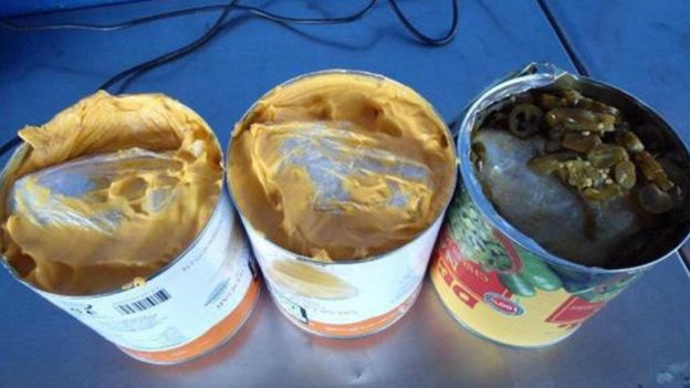 Una vez descubrieron metanfetamina metida en latas de queso y jalapeños. CBP