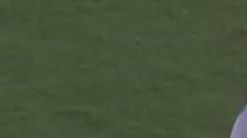 El festejo de Alan Gordon para el gol solitario del Galaxy en Houston.