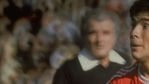Maradona en un partido con la camiseta de Argentinos Juniors, su primer club.