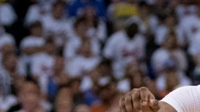 Manu Ginóbili se dispone a iniciar otra temporada con los Spurs.