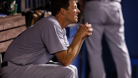 Rich Hill minutos después de ser sacado en un juego del 10 de septiembre en Miami tras lanzar 7 innings perfectos.