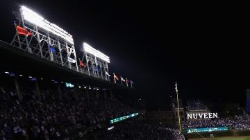 Este viernes, tras 71 años, la Serie Mundial regresa a Wrigley Field, catedral del béisbol. Cachorros e Indios están 1-1.
