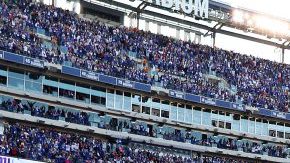 Odell Beckham, de los Giants, empieza su celebración tras lograr un touchdown de 66 yardas al final del partido para vencer a Baltimore.