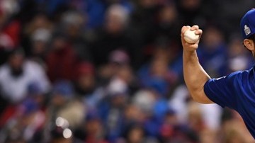 Jake Arrieta estuvo sólido en el montículo de Chicago durante el juego dos de la Serie Mundial.