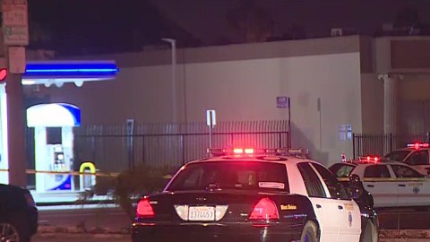 La Policía de Long Beach investiga los hechos.