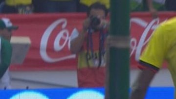 Yerri Mina y su peculiar festejo en Barranquilla.