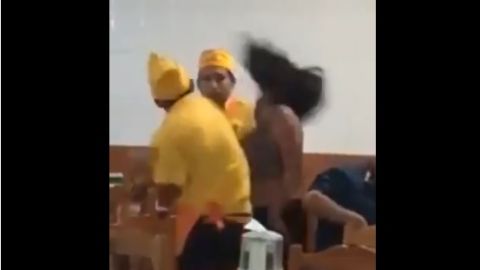 Mujer es agredida en establecimiento.