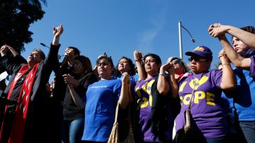Migrantes y líderes comunitarios de Los Ángeles reaccionan ante el resultado de las elecciones.
