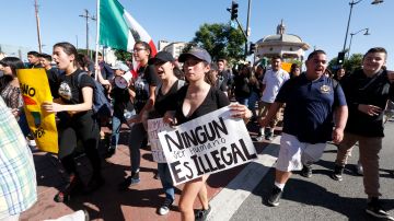 Estudiantes marchan en protesta contra Trump en Los Ángeles. /Aurelia Ventura