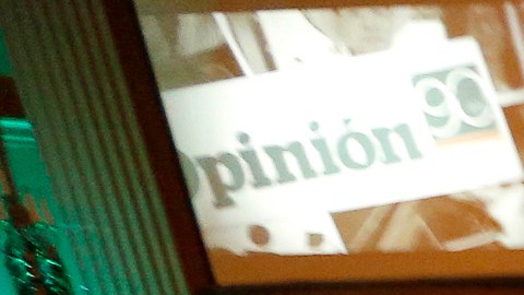 Alumnos de CSUN que durante 9 semanas contaron las historias más importantes de los 90 años de La Opinión.