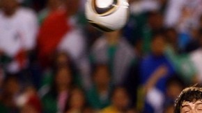 México e Islandia en su partido de 2010 jugado en Charlotte.