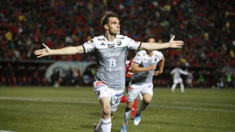 Mauro Boselli fue el encargado de abrir el marcador para darle vida al León.