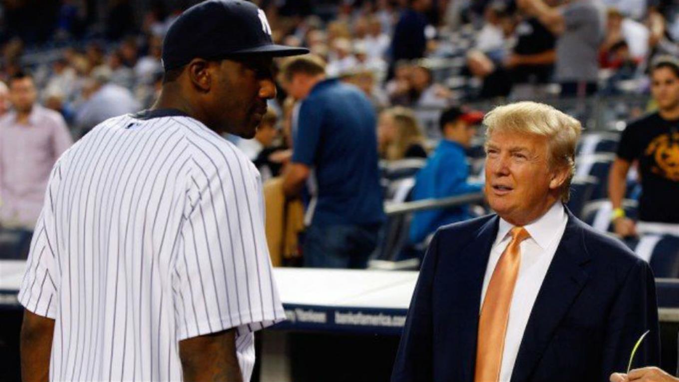Trump y su fanatismo por los New York Yankees.
