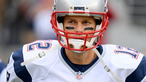 Brady ya está entrenando y aún no se sabe si jugará ante los Jets.