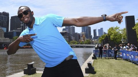 Usain Bolt, podría jugar futbol tras su retiro de las pistas.