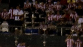 El paraguayo Roque Santa Cruz se despidió de la afición paraguaya en el Defensores del Chaco.