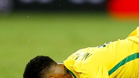 Neymar fue maltratado por sus rivales argentinos en el Mineirao.