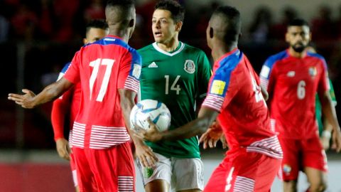 Javier Hernández volvió a quedarse en cero ante Panamá.