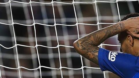 Neymar se lamenta