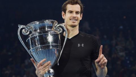 Andy Murray se impuso a Djokovic y se va del 2016 en la cima.