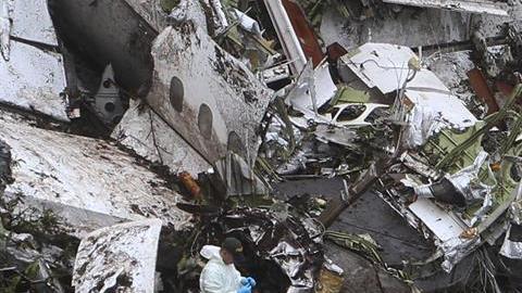 Se estrella avion del Chapecoense