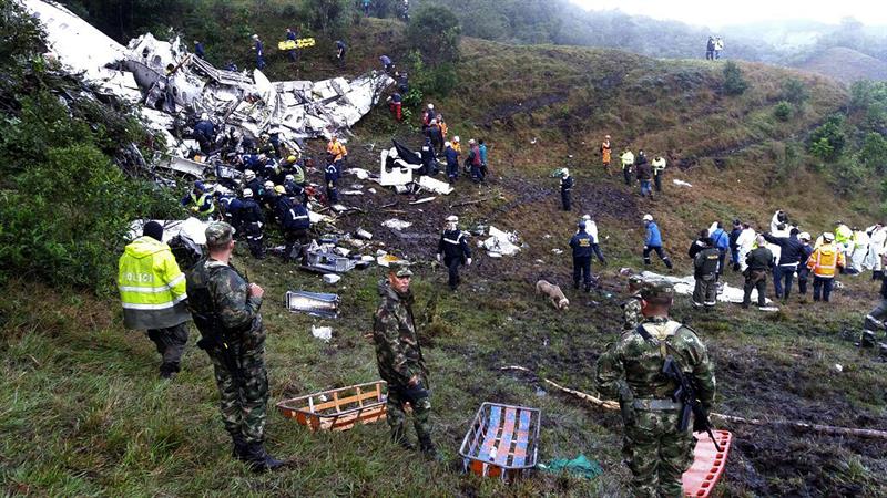 El accidente aéreo, donde viajaba el equipo del Chapecoense, dejó 71 muertos.