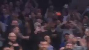 Conor McGregor la metió en la duela de los Knicks.