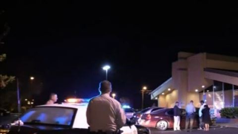Jesús Calvario, de 21 años, fue detenido en un Denny's de Lancaster.