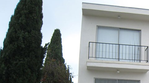 Ejemplo de "dingbat", el tipo de edificio más precario en caso de sismo y que se busca reforzar con nuevas propuestas de ley.