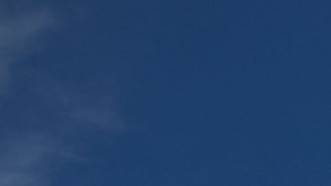 Fotografía tomadade un mural pintado en el muro fronterizo a lo largo de la frontera entre Tijuana (México) y San Diego (California). /EFE