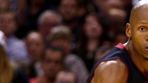 Allen se va como el máximo líder en anotación de triples de la NBA.